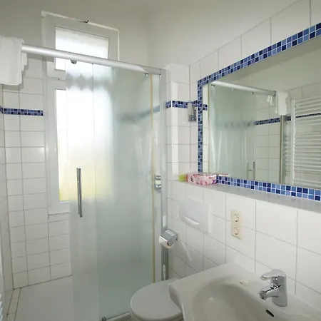Apartment Ferienwohnung 8 Rosenstolz; Rosengarten